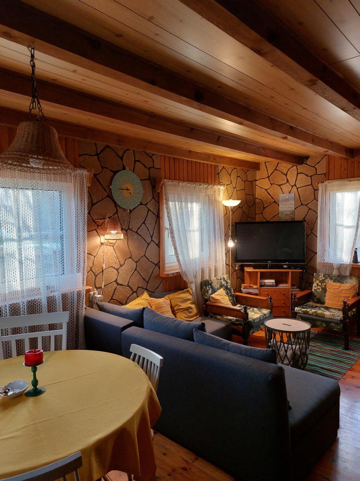 Tonise Holiday Houses Lilbi  Экстерьер фото